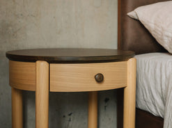 Roundbedsidetable